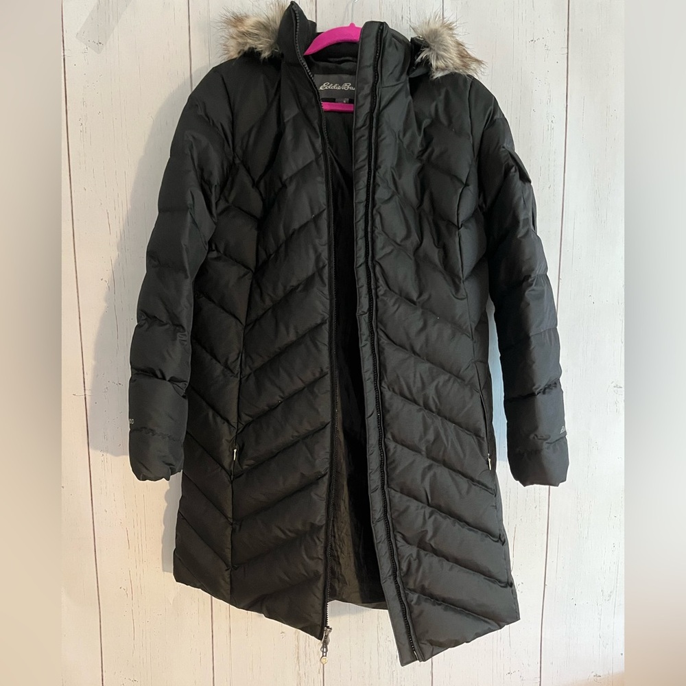 Gorgeous Eddie Bauer winter coat! Barely used, excellent condition!